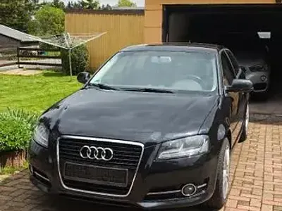 Gebraucht Audi A3 Comfort 125 PS (91 kW) 2011 Schwarz Kleinwagen