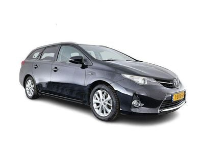 Schwarz Gebraucht 2014 Toyota Auris Touring Sports Kombi | 7.445 €