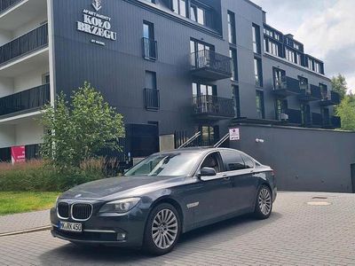 BMW 730