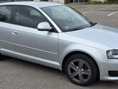 Gebraucht Audi A3 Attraction 125 PS (91 kW) 2009 Silber Kleinwagen