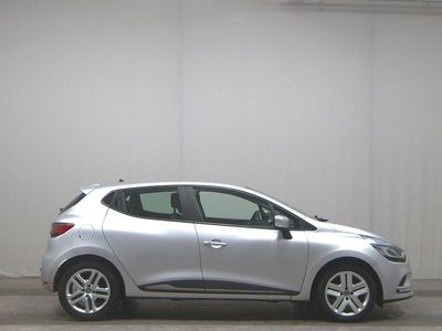 Grau Gebraucht 2019 Renault Clio IV Limousine | 7.780 € (Guter Preis)