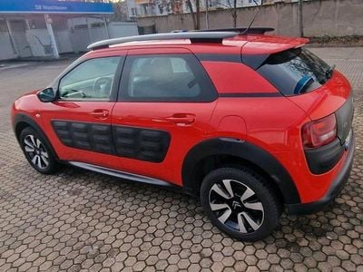 Rot Gebraucht 2015 Citroën C4 Cactus Kleinwagen | 6.100 € (Etwas zu teuer)