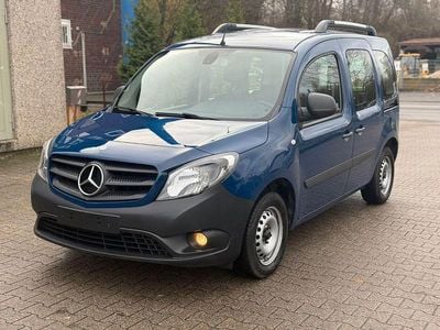 Blau Gebraucht 2017 Mercedes Citan 109 Kombi | 8.950 € (Fairer Preis)