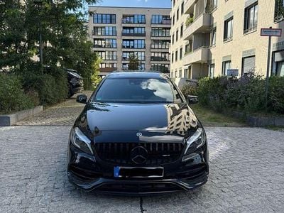 Mercedes A45 AMG