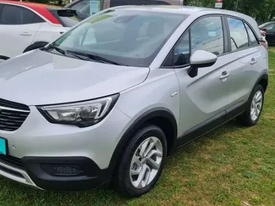 Gebraucht Opel Crossland X Edition 110 PS (80 kW) 2019 Argon silber/ice silver (m2) SUV