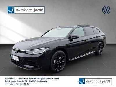 Grau Neu 2025 VW Passat R-line Kombi | 47.960 € (Superpreis)
