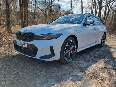 Gebraucht BMW 330e Performance 292 PS (214 kW) 2024 Weiß Kombi