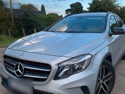 Mercedes GLA200
