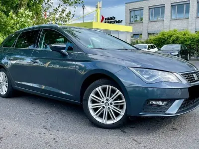 Używany Seat Leon ST XCELLENCE 131 KM (96 kW) 2019 Szary Kombi