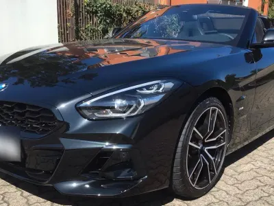 Gebraucht BMW Z4 M Sport 197 PS (144 kW) 2023 Schwarz Cabrio