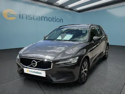 Gebraucht Volvo V60 163 PS (119 kW) 2024 Grau Kombi