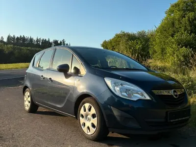 Gebraucht Opel Meriva 101 PS (74 kW) 2012 Blau Van / Kleinbus