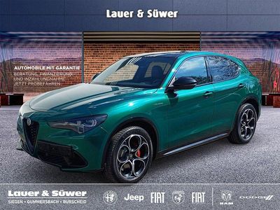 Second-hand Alfa Romeo Stelvio Veloce 280 CP (205 kW) 2025 Verde SUV