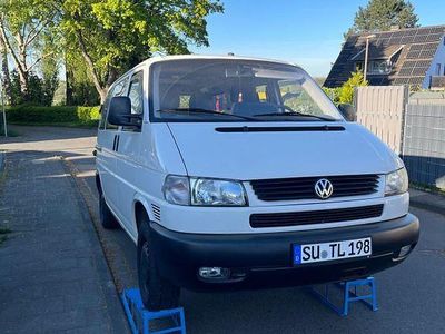 Usata VW Caravelle 102 CV (75 kW) 2002 Bianco Furgone