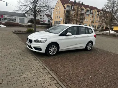 Gebraucht BMW 218 Gran Tourer 150 PS (110 kW) 2017 Weiß Van / Kleinbus