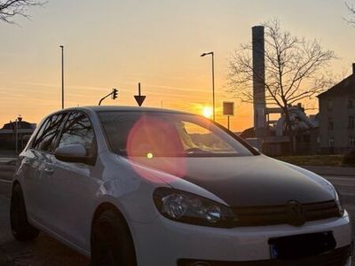 gebraucht VW Golf VI gegen Opel
