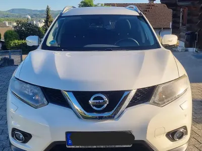 Gebraucht Nissan X-Trail Acenta 131 PS (96 kW) 2015 Weiß SUV