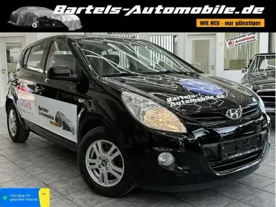 Gebraucht Hyundai i20 Classic 78 PS (57 kW) 2009 Schwarz Kleinwagen