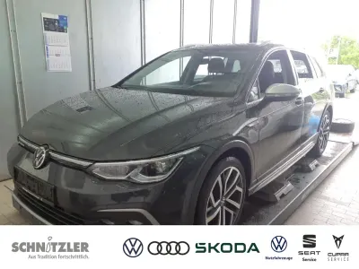 Gebraucht VW Golf Alltrack 200 PS (147 kW) 2023 Uranograu Kombi