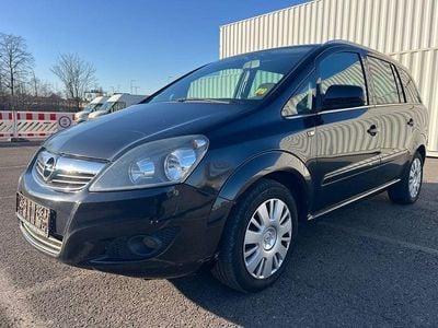 Schwarz Gebraucht 2011 Opel Zafira Family Van / Kleinbus | 2.200 € (Guter Preis)