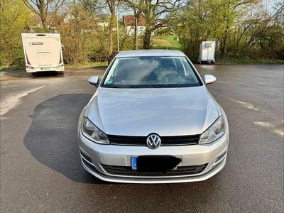 Usata VW Golf VII Trendline 105 CV (77 kW) 2013 Argento Berlina