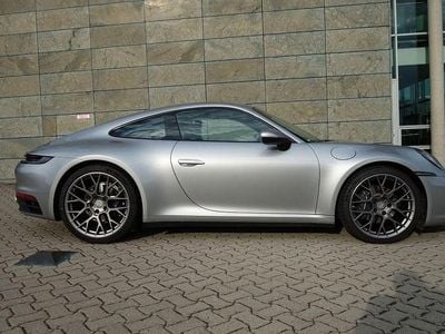 Porsche 911 Carrera