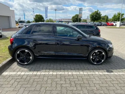Gebraucht Audi A1 Sportback S-Line 143 PS (105 kW) 2014 Schwarz Kleinwagen