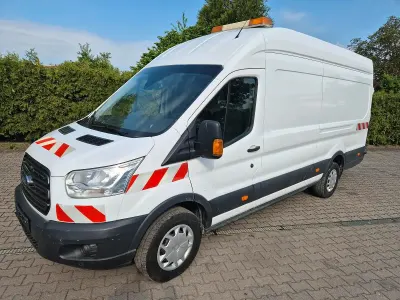 Używany Ford Transit 131 KM (96 kW) 2019 Biały Minivan
