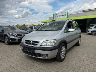 Gebraucht Opel Zafira Elegance 125 PS (91 kW) 2003 Silber Van / Kleinbus