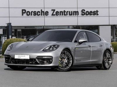 Porsche Panamera 4