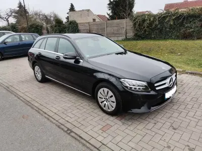 Gebraucht Mercedes 200 Avantgarde 160 PS (117 kW) 2020 Schwarz