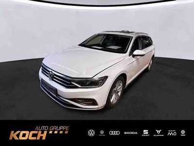Weiß Gebraucht 2021 VW Passat Elegance Kombi | 20.430 € (Etwas zu teuer)