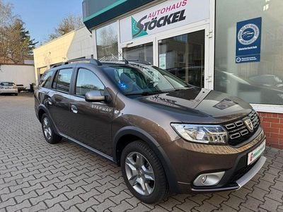 Gebraucht Dacia Logan MCV Stepway 90 PS (66 kW) 2019 Braun Limousine