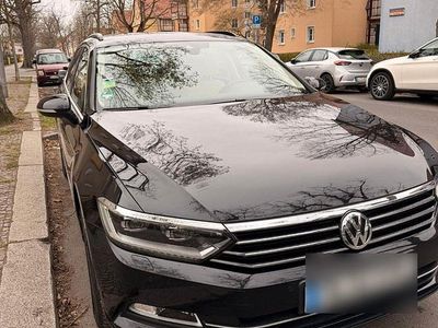 Gebraucht VW Passat Comfortline 179 PS (131 kW) 2018 Schwarz Kombi