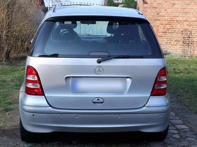 Second-hand Mercedes A160 102 CP (75 kW) 2003 Argintiu Hatchback