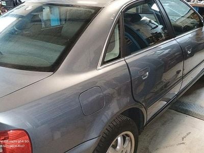 Gebraucht Audi A4 Performance 193 PS (141 kW) 1997 Grau Limousine