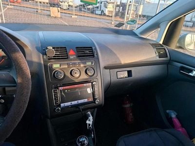 Gebraucht VW Touran 105 PS (77 kW) 2006 Silber Van / Kleinbus