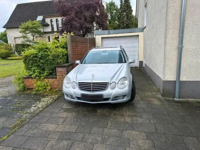 Gebraucht Mercedes E320 Avantgarde 224 PS (164 kW) 2008 Silber Kombi