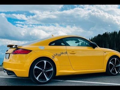 gebraucht Audi TT 8S 1.8 TFSI gelb S-line schwarz Optik Paket