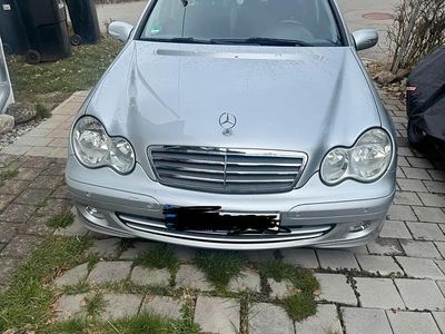 Gebraucht Mercedes C180 140 PS (102 kW) 2004 Silber Limousine