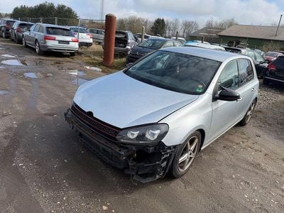 Gebraucht VW Golf VI Comfortline 105 PS (77 kW) 2010 Silber Kleinwagen