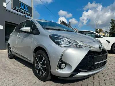 Gebraucht Toyota Yaris Cool 69 PS (50 kW) 2019 Silber Kleinwagen
