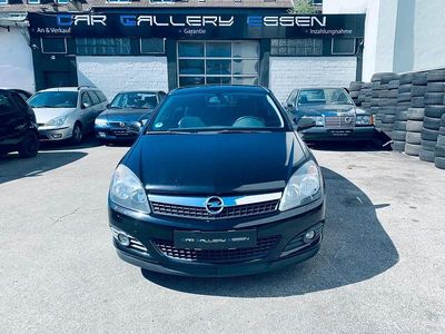 Usata Opel Astra GTC 116 CV (85 kW) 2009 Nero