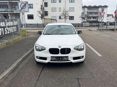 Gebraucht BMW 114 102 PS (75 kW) 2013 Weiß Kleinwagen