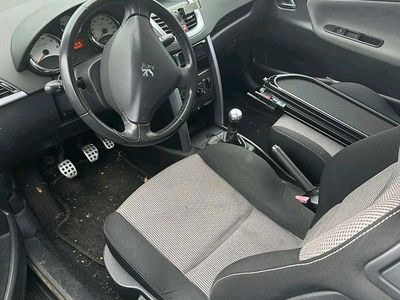 Gebraucht Peugeot 207 120 PS (88 kW) 2007 Silber Cabrio