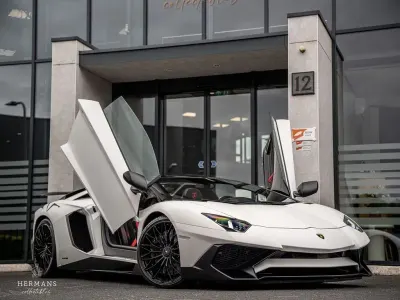 Gebraucht Lamborghini Aventador 751 PS (552 kW) 2017 Weiß Cabrio