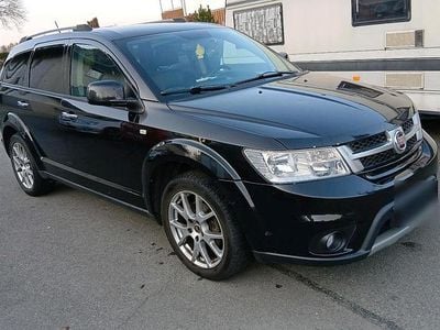 Gebraucht Fiat Freemont 181 PS (133 kW) 2013 Schwarz SUV