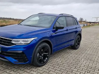 Usata VW Tiguan R-line 150 CV (110 kW) 2023 Blu SUV