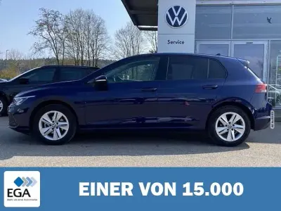 Gebraucht VW Golf VIII Life 116 PS (85 kW) 2023 Blau metallic