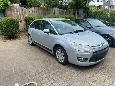 Gebraucht Citroën C4 110 PS (80 kW) 2010 Silber Limousine